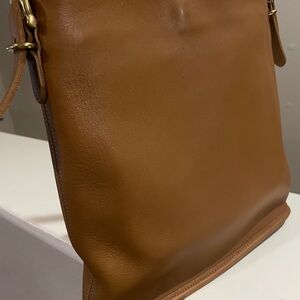Coach Equestrian Vintage Leather Crossbody Bag 9806